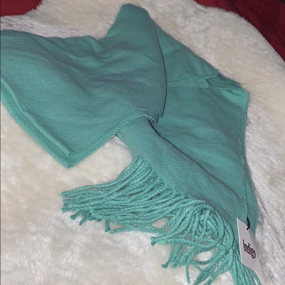 Indigo Teal Scarf NWT - Picture 6 of 7